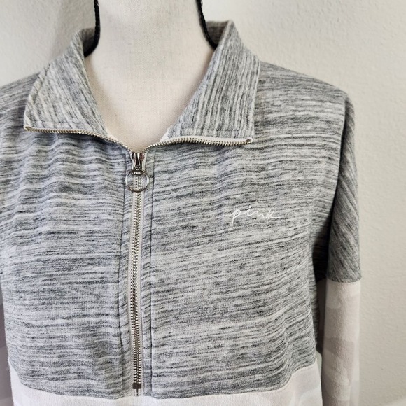Victoria Secret VS‎ PINK Women Small Gray Camo Spirit Jersey Pullover Jacket - Picture 3 of 16